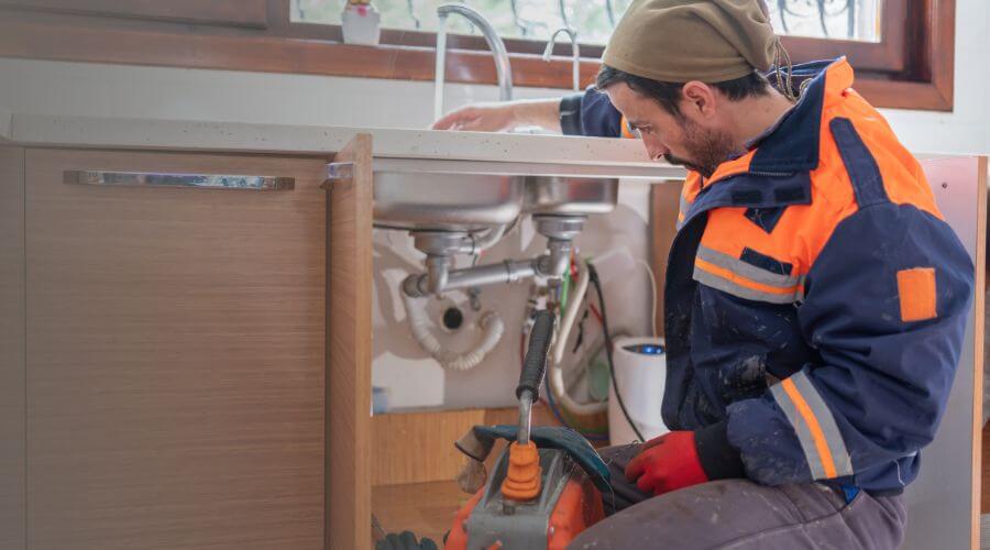 Professional expert plumbing services in Dellroy, OH